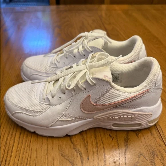 Nike White and Pink Women's Sneakers - Picture 4 of 5